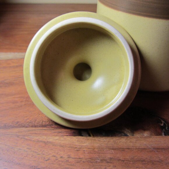 arrow stone sugar bowl w lid 13 oz & creamer 12 oz vintage 695 zuni maize (W4819 - Picture 10 of 12